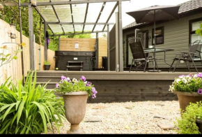 HotTub-Nature-FamilyFriendly-WiFi-Parking